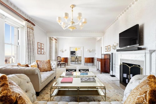 King Room Near Avro Madison NYC 2 Luxury Bookings
