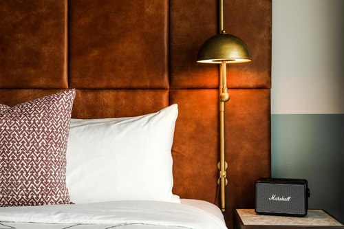King Room Near Sisram Wellness Center CHI 2 Luxury Bookings