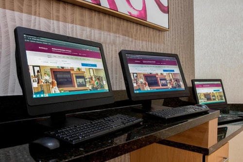 Queen Studio Near Ford House Office Building WDC 8 Luxury Bookings