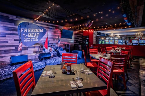 Grand Deluxe King Or Twin Near Neonopolis Mall LAS 6 Luxury Bookings