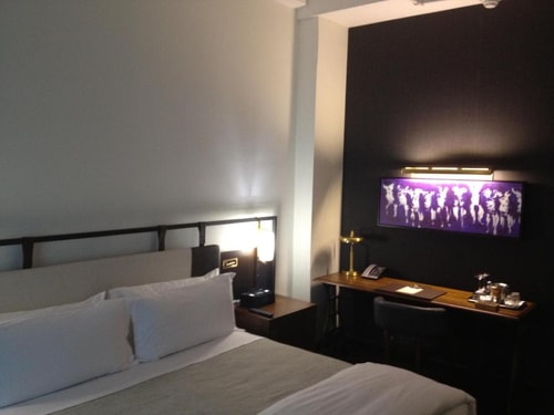 Studio Queen Room Near Culture Espresso NYC 2 Luxury Bookings