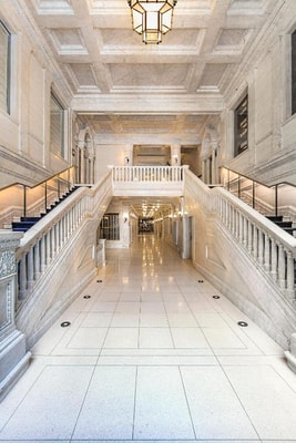 Queen Room Near Park downtown CHI 10 Luxury Bookings