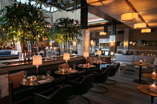 Queen Room Near Park downtown CHI 6 Luxury Bookings