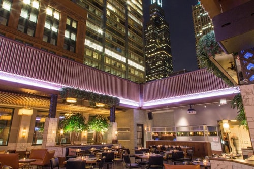 Queen Room Near Park downtown CHI 13 Luxury Bookings