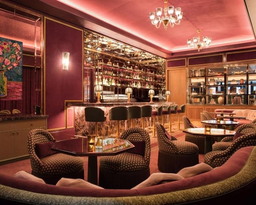 Deluxe King Room Near The Greek Tribeca NYC 5 Luxury Bookings