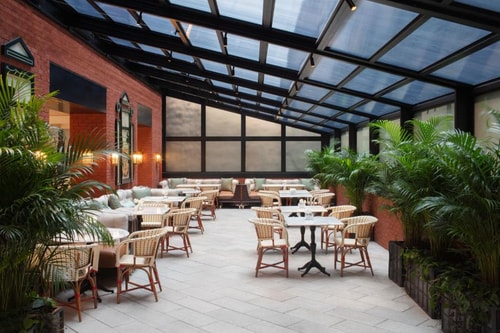 Deluxe King Room Near The Greek Tribeca NYC 7 Luxury Bookings