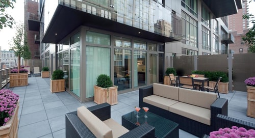 Superior Queen Room Near Commision Music NYC 7 Luxury Bookings