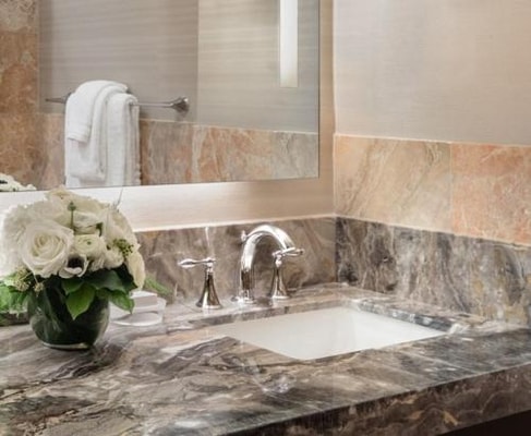 Superior Room Near Maine Monument NYC 4 Luxury Bookings