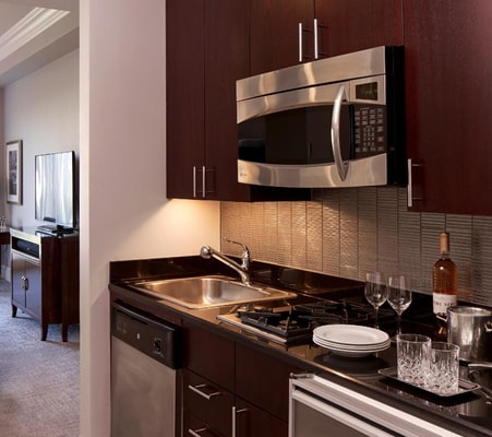 Superior Room Near Maine Monument NYC 3 Luxury Bookings