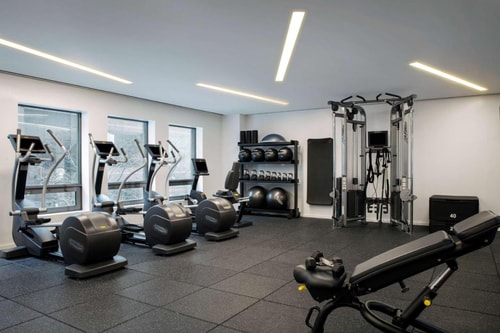 Deluxe King Suite Near Rockefeller Park NYC 11 Luxury Bookings