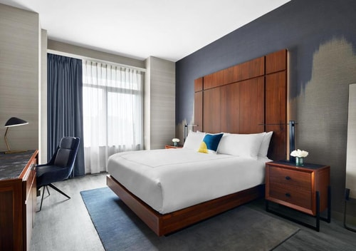 Deluxe King Room Near Gansevoort Plaza NYC Luxury Bookings