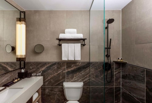 Deluxe King Room Near Carnegie Hall NYC 7 Luxury Bookings
