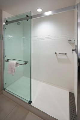 1 Bedroom Suite Near Starbucks LAS 5 Luxury Bookings