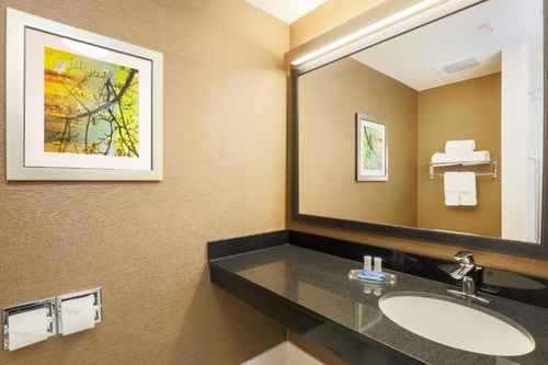 King Room Near Concentra Urgent Care LAS 1 Luxury Bookings