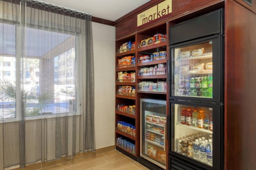 King Room Near Concentra Urgent Care LAS 9 Luxury Bookings