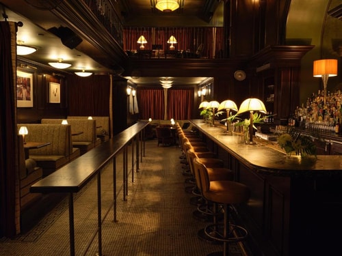 Crash Pad Near Oscar Wilde NYC 4 Luxury Bookings