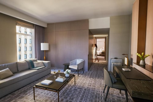 Manhattan Room Near Park Place NYC 12 Luxury Bookings