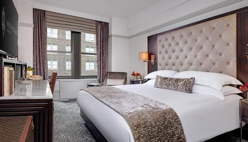 Deluxe King Room Near Carnegie Hall NYC Luxury Bookings