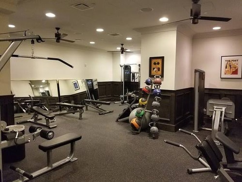 Queen Room Near Da Claudio NYC 13 Luxury Bookings