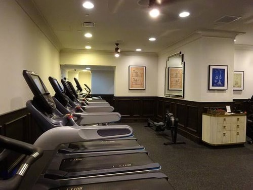 Queen Room Near Da Claudio NYC 14 Luxury Bookings