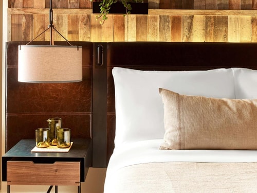 Queen Room Near The Pond at Central Park NYC 3 Luxury Bookings