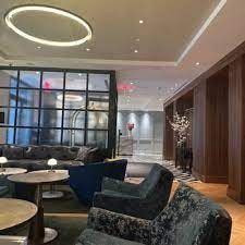 Standard Queen Room Near Beacon Theatre NYC 11 Luxury Bookings