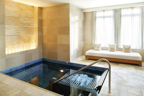 King Room Near Maine Monument NYC 10 Luxury Bookings