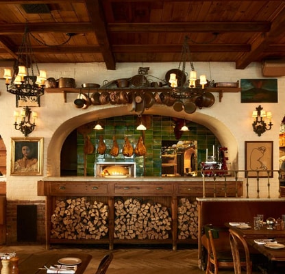 Queen Room Near Alberts Garden NYC 10 Luxury Bookings