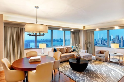 Traditional Double Guest room Near Pizza 42  NYC 6 Luxury Bookings