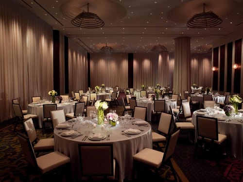 Essential King Room Near Oscar Wilde NYC 6 Luxury Bookings