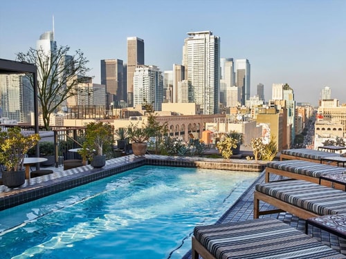 Deluxe Queen Room Near Asu California Center LA 14 Luxury Bookings