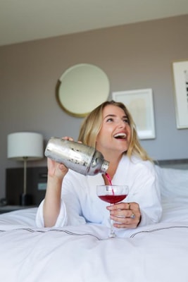 King Room Near Century City Mall Dining Terrace LA 3 Luxury Bookings