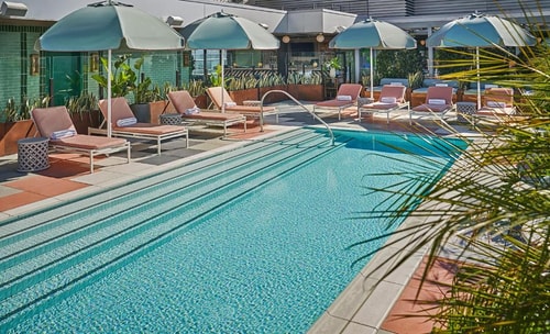 King Room Near William S Hart Park Restrooms LA 14 Luxury Bookings