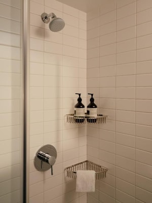 Standard King Room Near Liberty Park NYC 4 Luxury Bookings