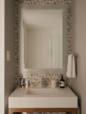 Standard King Room Near Liberty Park NYC 6 Luxury Bookings