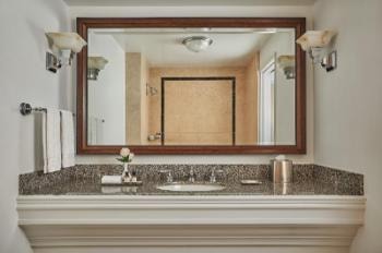 King Room Near Dogtown Coffee North LA 4 Luxury Bookings