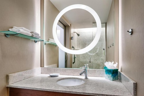 King Studio Near Westgate Station LAS 3 Luxury Bookings