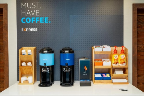 Queen Room Near Mgm International Aviation LAS 11 Luxury Bookings