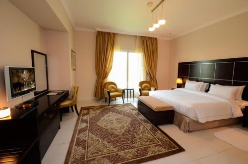Three Bedroom Villa Near Mall Of The Emirates 1 Luxury Bookings
