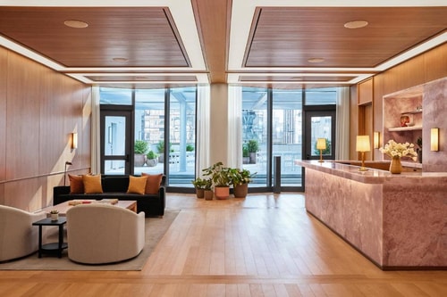 Double Room Near Zou Zou's NYC 14 Luxury Bookings
