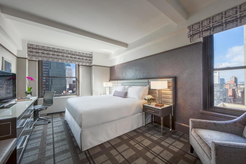 King Room Near Tanner Smith's NYC Luxury Bookings