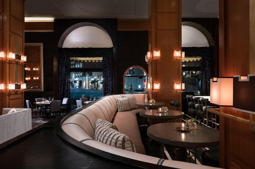 King Room Near Mr Brainwash Art Museum LA 4 Luxury Bookings