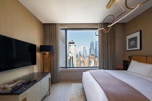 King Room Near Pergola NYC 3 Luxury Bookings