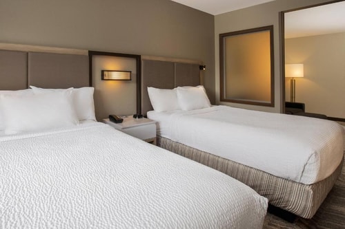 Double Suite Near International Diamond Center ORL Luxury Bookings