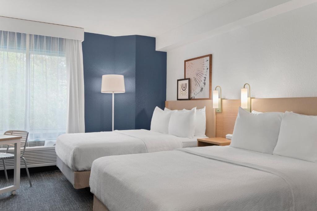 Double Room Near Cheddars Scratch Kitchen ORL Luxury Bookings