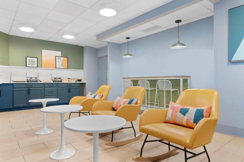 Double Room Near Cheddars Scratch Kitchen ORL 9 Luxury Bookings