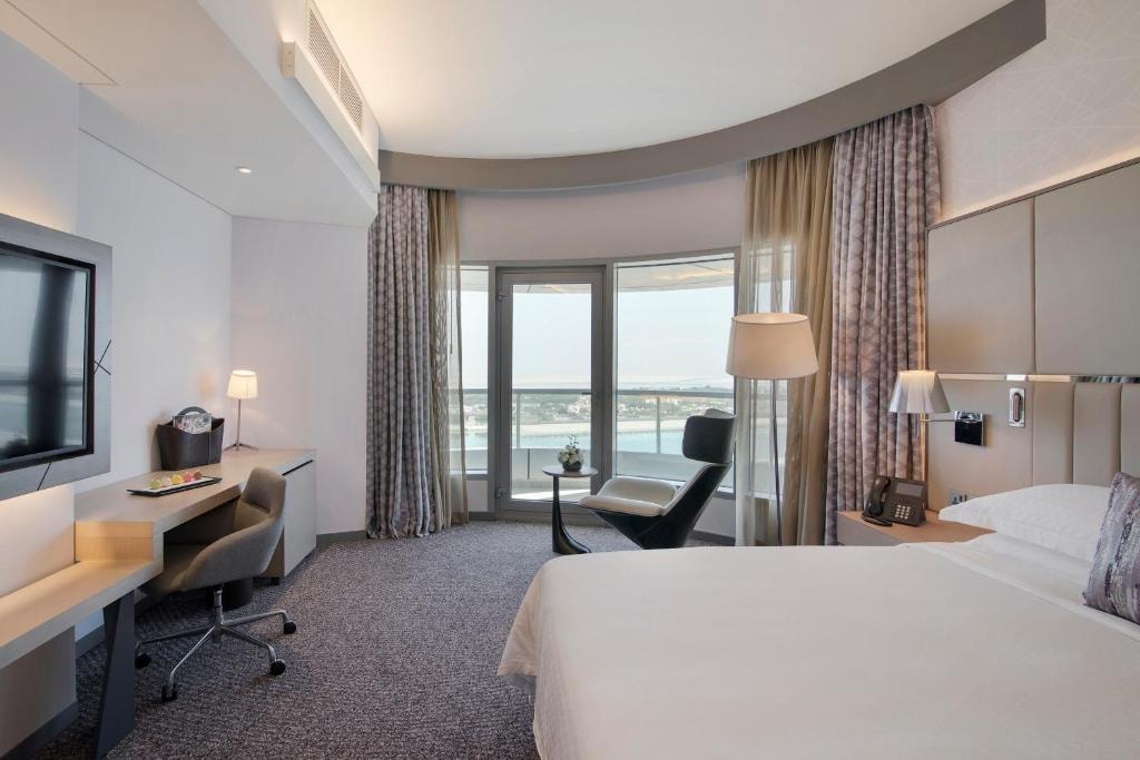 One Bedroom Suite Near Abu Dhabi Exhibition Centre Luxury Bookings
