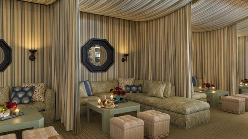 Superior King Room Near Atma Yoga & Healing Art LA 9 Luxury Bookings