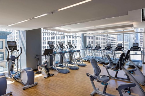 King Room Near Harold Washington College CHI 12 Luxury Bookings