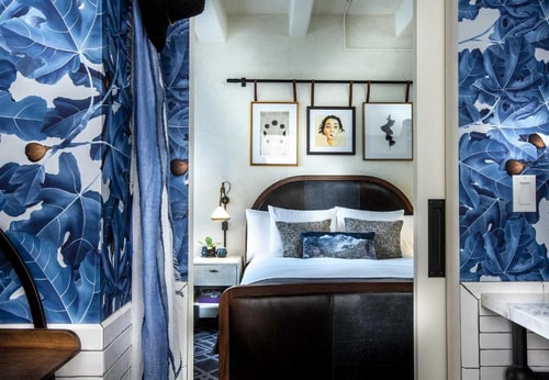 Queen Room Near The Original Pantry Cafe La 2 Luxury Bookings